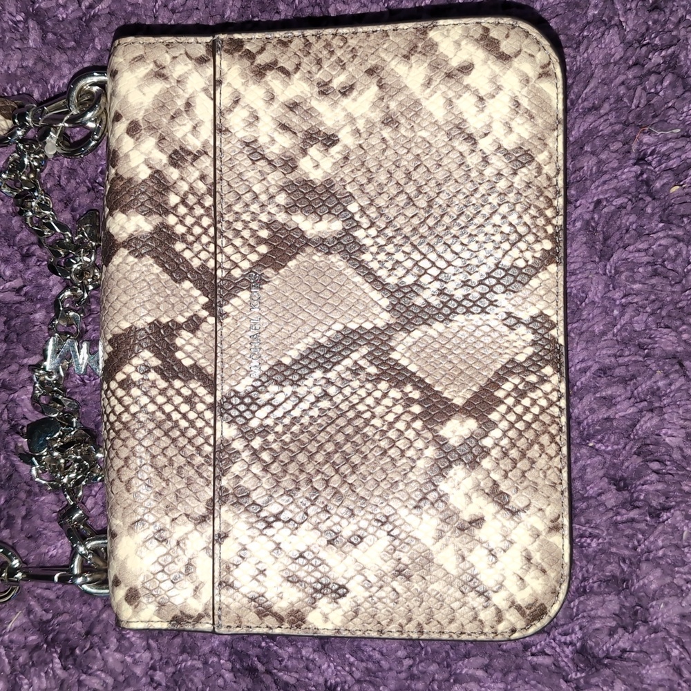 Michael Kors Snakeskin Embossed Python With A Bag… - image 2